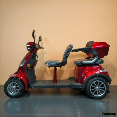 Электроскутер четырехколесный двухместный Syccyba 4rike X2