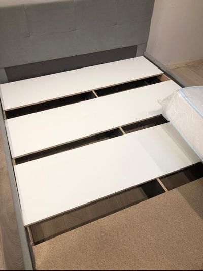 Кровать двойная №4 (1600*900*2000) Бежевый велюр (с основанием)