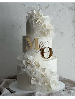 Торт трехъярусный с мастично-вафельными кружевами и топпером (9-12кг)