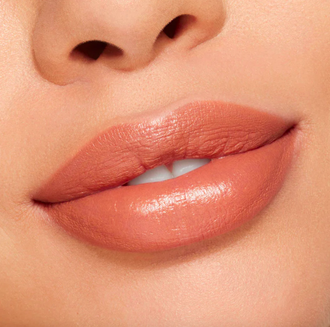 Kylie Cosmetics Crème Lipstick - Помада для губ