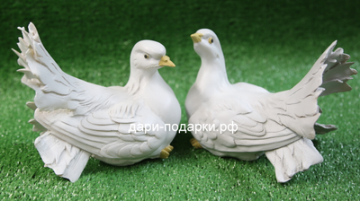 ГОЛУБИ пара 12*16см  0,7кг   полистоун Россия 1758/015025
