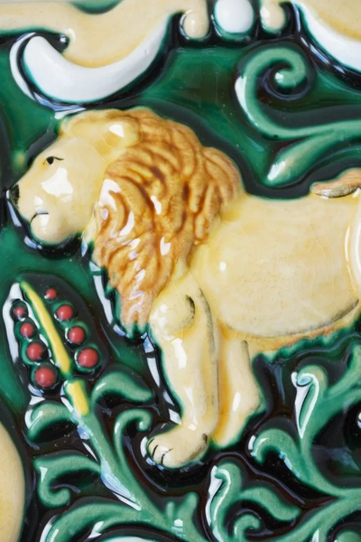 Лев цветной (керамическая плитка)