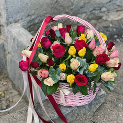 АКЦИЯ! Корзина из 51 розы микс