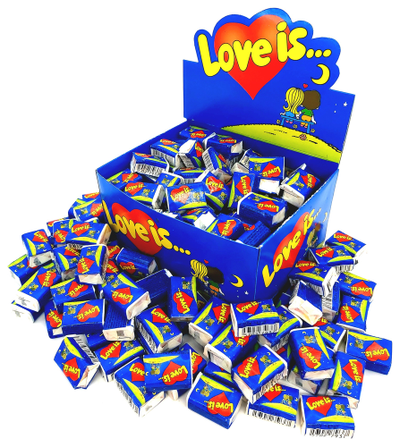Блок жвачки Love Is клубника-банан (100 шт)