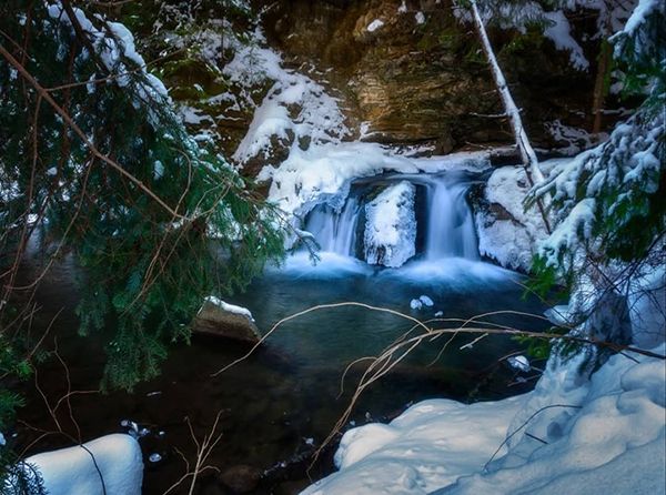 ВОДОСПАД ДІВОЧІ СЛЬОЗИ