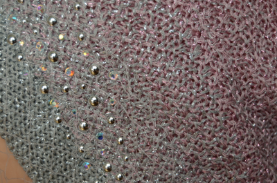 Украшения и вуаль на летнем берете фото