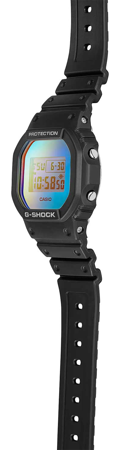 Часы Casio G-Shock DW-5600SR-1