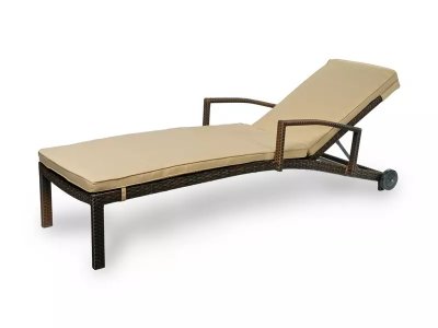 Плетеный шезлонг Milano