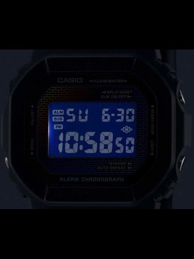 Часы Casio G-Shock GM-5600BRW-1