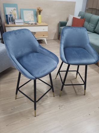 Аренда барные стулья цвет серо-синий на металле с золотыми наконечниками
