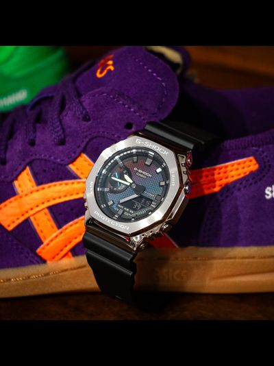 Часы Casio G-Shock GM-2100RW-1A