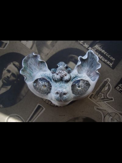 "Сомнус, Гипнотический Кот" необычная брошь по мотивам творчества Тима Бёртона