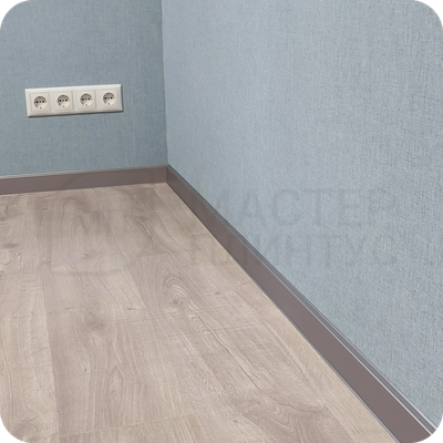 Плинтус ХДФ Dollken Cubu Flex Life 60мм Х 2,5 м 1246 Серебро платина