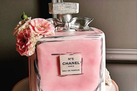 Торт "CHANEL №5"