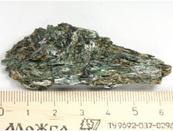 Актинолит, Россия, Северный Кавказ, КЧР, река Большой Блыб (63*24*22 мм, 37 г) №29617