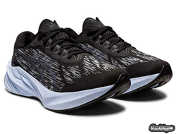 ASICS NOVABLAST 3 BLACK/WHITE (40-45)