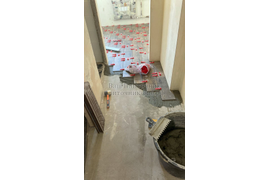 Укладка керамогранита на пол