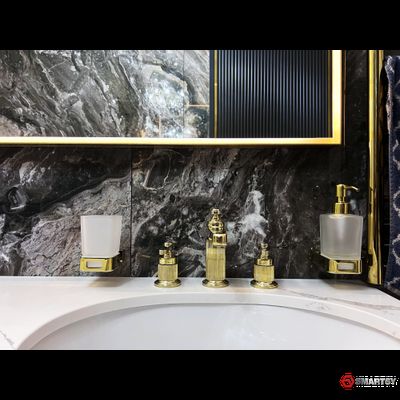 Зеркало с подсветкой и встроенной стерео акустикой Gilded Melody CLA