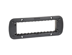 Bticino K4706, Суппорт 6 модулей Living Now