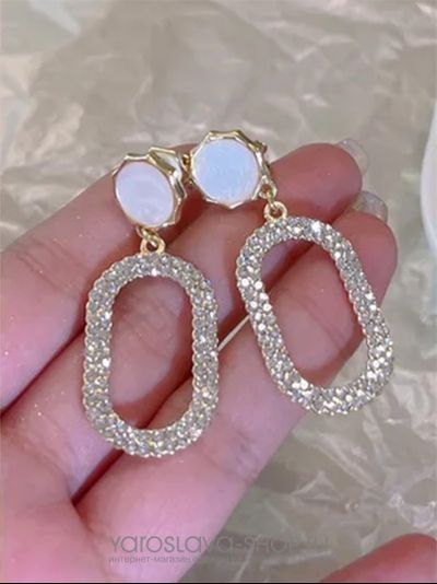 Модель : АЛ-343.Овальные клипсы со стразами