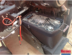 Термозащита для АКБ грузовых автомобилей ТЗГ-10А (КОМПЛЕКТ ИЗ 2-Х ТЕРМОСОВ С ОТДЕЛЬНОЙ КРЫШКОЙ ДЛЯ 2-Х АКБ БЕЗ НАГРЕВАТЕЛЕЙ НТА-3/2 (приобретаются отдельно), АКБ А/h: 190, Габариты, мм: 522x238x215 , автомобиль КАМАЗ с вертикальным расположением АКБ)