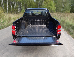 Защитный алюминиевый вкладыш в кузов автомобиля (дно, борт)