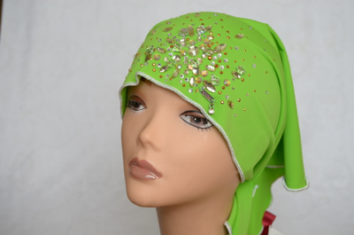 Женский летний платок бандана на голову с украшениями стразами фото