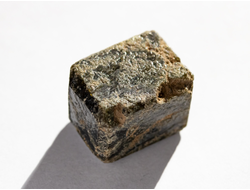 Вилуит, кристалл, Якутия (21*15*15 мм, 15 г) №18712