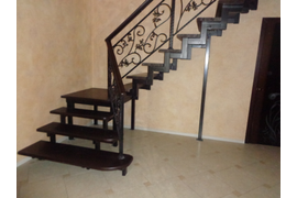 ЛЕСТНИЦЫ МЕЖЭТАЖНЫЕ