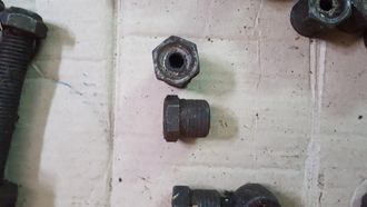 Резьбовая втулка 20-2904084