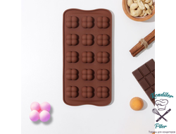 Форма для льда и кондитерских украшений Доляна «Креоль», 21×10,5×2,5 см, 15 ячеек, цвет шоколадный
