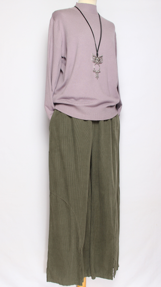 Брюки "Вельвет паллацо разрезы" хаки