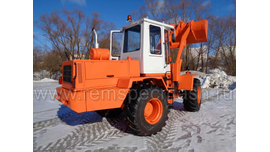 Фронтальный погрузчик ПК 33-01-00 после капремонта