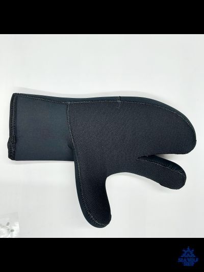 Рукавицы неопреновые 7мм AQUATICS 3х-палые AQ201-09 н/плюш р.XL