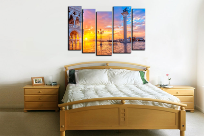 Модульная картина "Рассвет на площади"