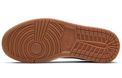 женские баскетбольные кроссовки Nike Air Jordan 1 Mid SE Let(Her)Man DC1426-100