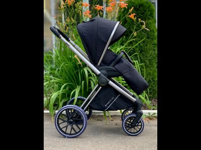Детская коляска 3 в 1 Luxmom 811X Черный