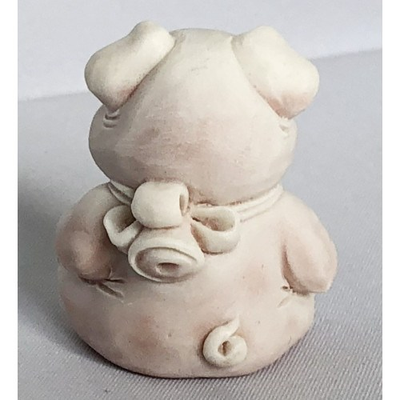 Брелок ПОРОСЕНОК С БАНТИКОМ 2 вида, литьевой мрамор. ОПТ