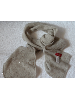 Бежевый шарф с пайетками Италия Vizio