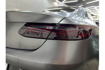 оклейка задних фонарей