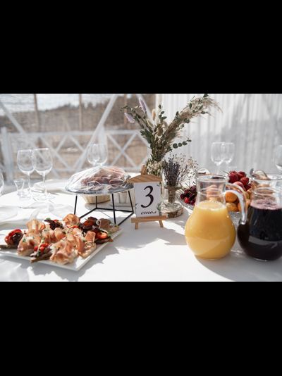 Композиция на стол "Ампулки"