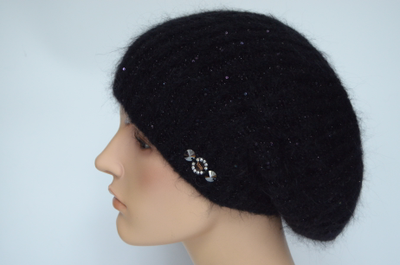 Зимний женский берет вязаный черный Vizio Италия 8070 B