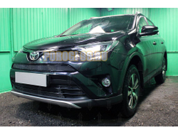 Защита радиатора Toyota Rav 4 2015-2019 black верх PREMIUM