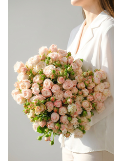 Букет цветов на 8 марта № 715