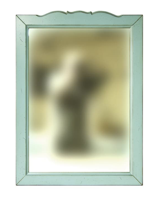 Зеркало вертикальное в деревянной резной раме.