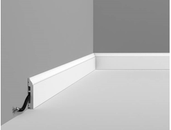 Напольный плинтус из дюрополимера Orac Decor - Axxent (Орак Декор - Акцент) SX172