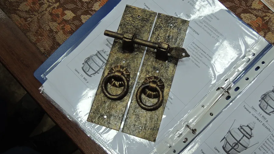 Ручки для мебели металлические под замок