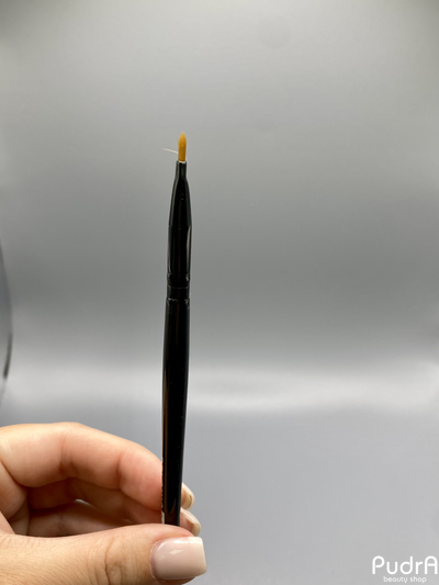 Relouis Кисть PRO №13 для помады и кремовых текстур