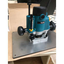 Пластина под MAKITA RP1110C для установки фрезера в стол 350*250 ММ. с гравировкой линеек