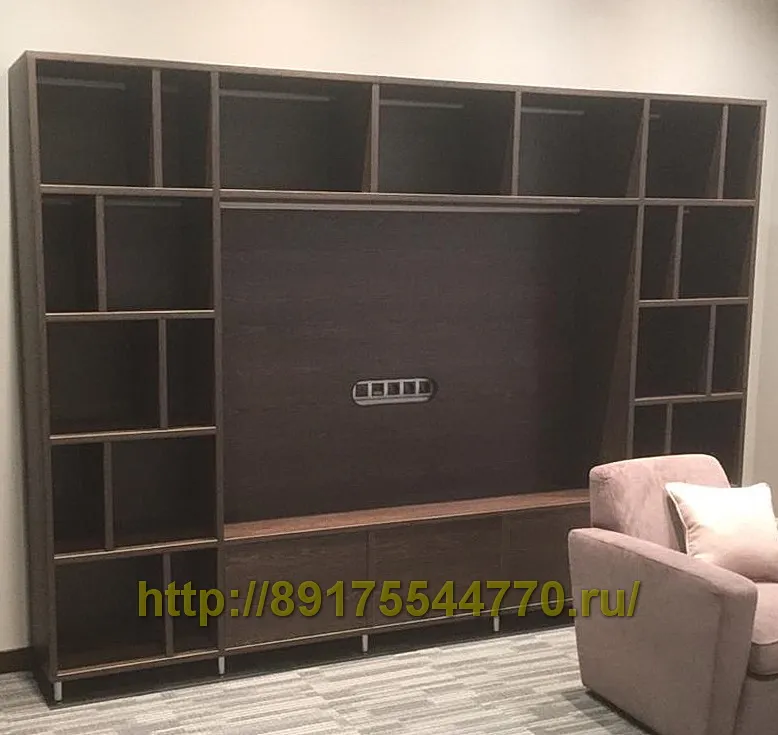001 Стеллаж для офиса. Сделан по проекту и размерам заказчика.
ЛДСП Egger, H 1116 Баменда венге тёмный, структура - ST12